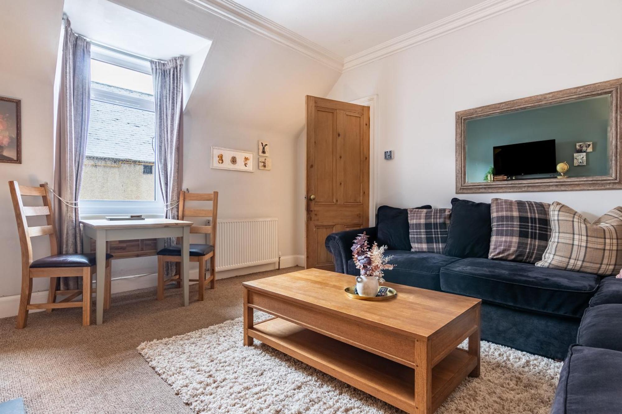 Taigh Carnan Apartment Inverness Bagian luar foto